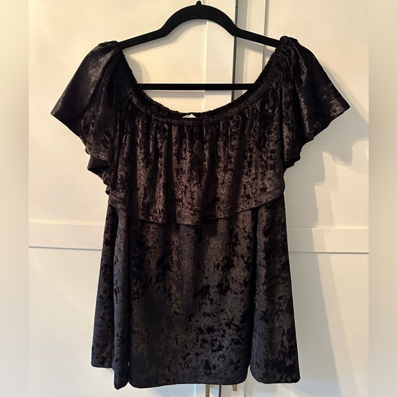 Crushed Velvet Off Shoulder Top - Picture 3 of 4